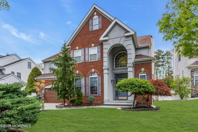 15 Rockspray Court, Howell, NJ 07731