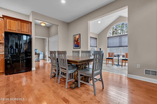 15 Rockspray Court, Howell, NJ 07731