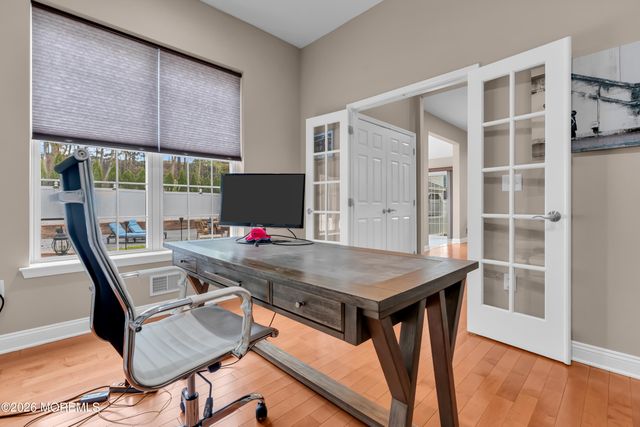 15 Rockspray Court, Howell, NJ 07731