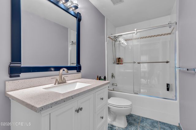 15 Rockspray Court, Howell, NJ 07731