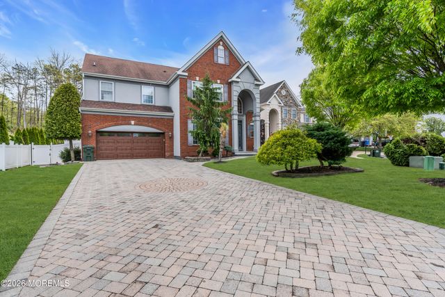 15 Rockspray Court, Howell, NJ 07731