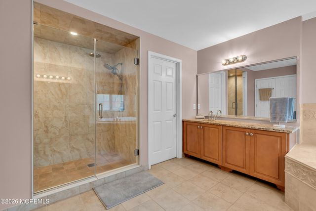 15 Rockspray Court, Howell, NJ 07731
