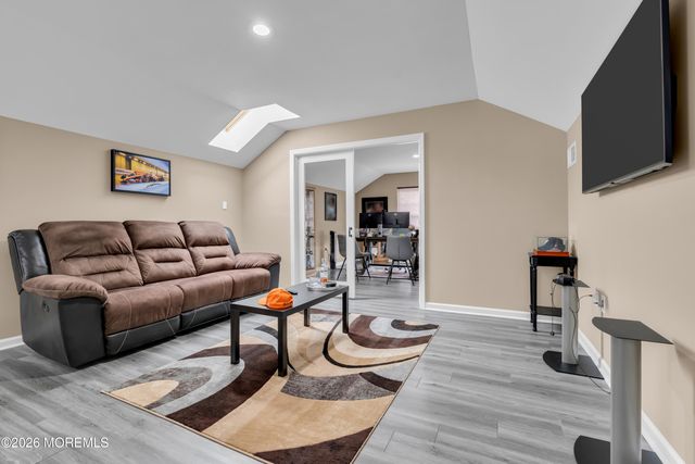 15 Rockspray Court, Howell, NJ 07731