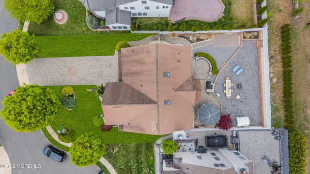 15 Rockspray Court, Howell, NJ 07731