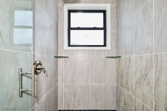 1513 NE 23rd ST, Cape Coral, FL 33909