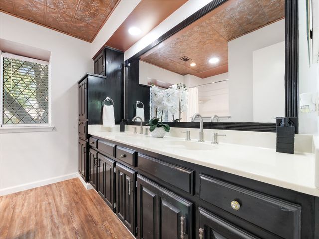 2613 Ramblewood Drive, Carrollton, TX 75006