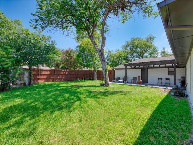 2613 Ramblewood Drive, Carrollton, TX 75006