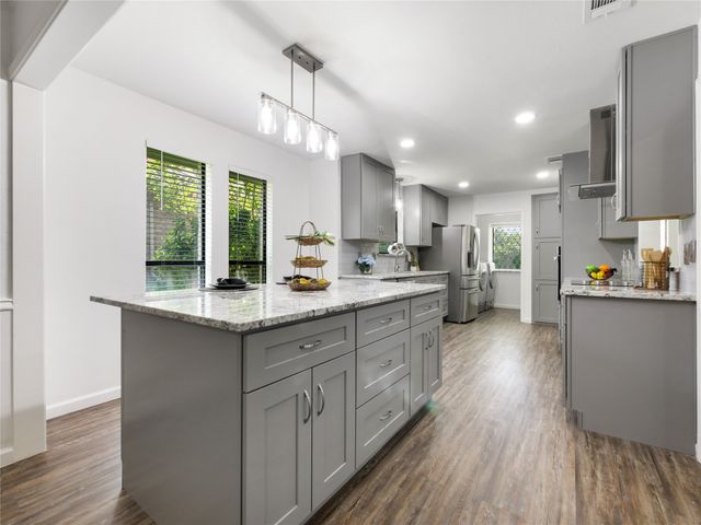 2613 Ramblewood Drive, Carrollton, TX 75006