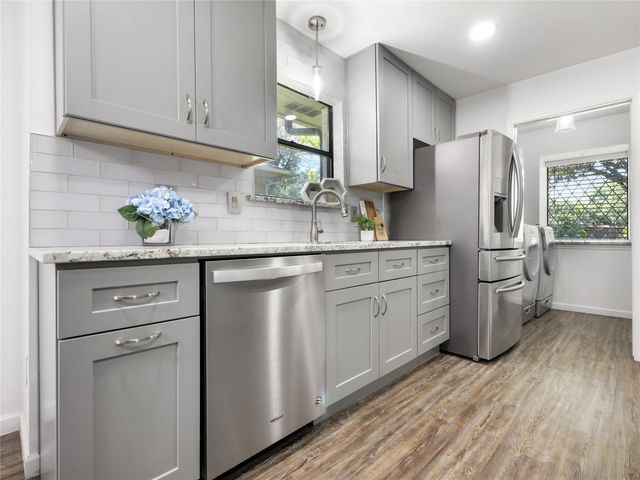 2613 Ramblewood Drive, Carrollton, TX 75006