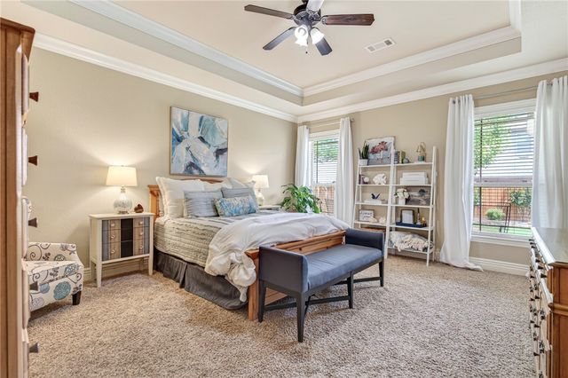 6105 W Bainbridge Drive, Rogers, AR 72758