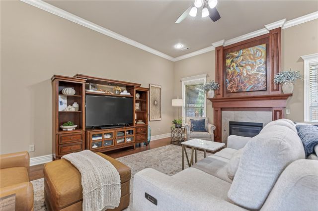 6105 W Bainbridge Drive, Rogers, AR 72758