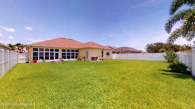 4013 Estancia Way, Melbourne, FL 32934