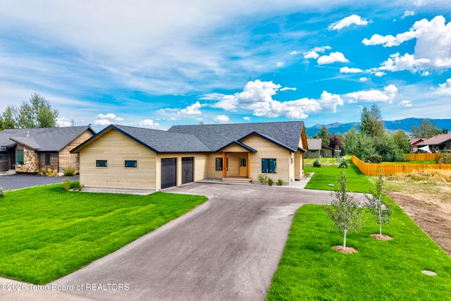8265 CUTTHROAT Lane, Victor, ID 83455 property photo