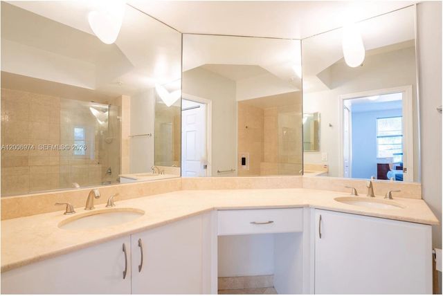 151 Michigan Ave 533, Miami Beach, FL 33139