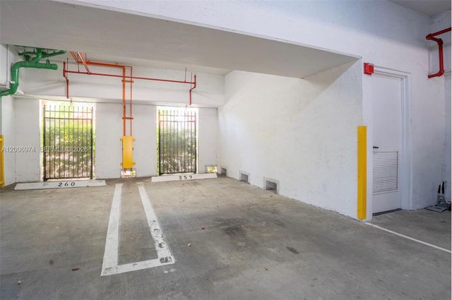 151 Michigan Ave 533, Miami Beach, FL 33139