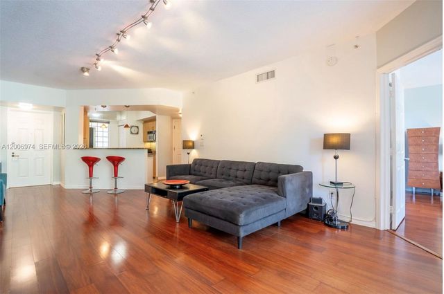 151 Michigan Ave 533, Miami Beach, FL 33139