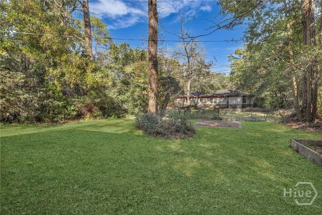 110 Paradise Drive, Savannah, GA 31406