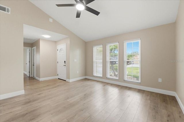 1422 PERIWINKLE COURT, Lakeland, FL 33811