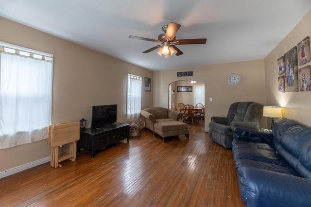 723 W Fulton Street, Edgerton, WI 53534