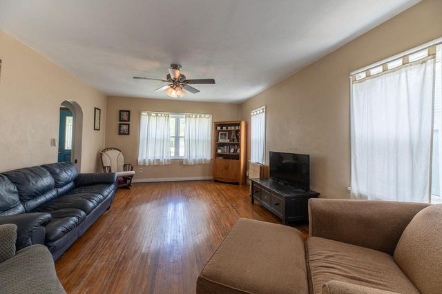 723 W Fulton Street, Edgerton, WI 53534