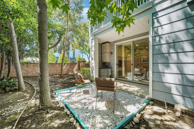 902 Sunrose 104, Sunnyvale, CA 94086