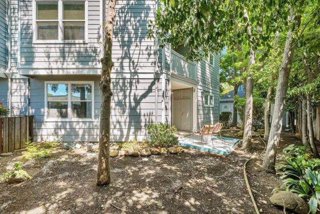 902 Sunrose 104, Sunnyvale, CA 94086