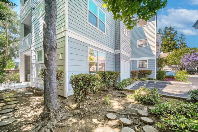 902 Sunrose 104, Sunnyvale, CA 94086
