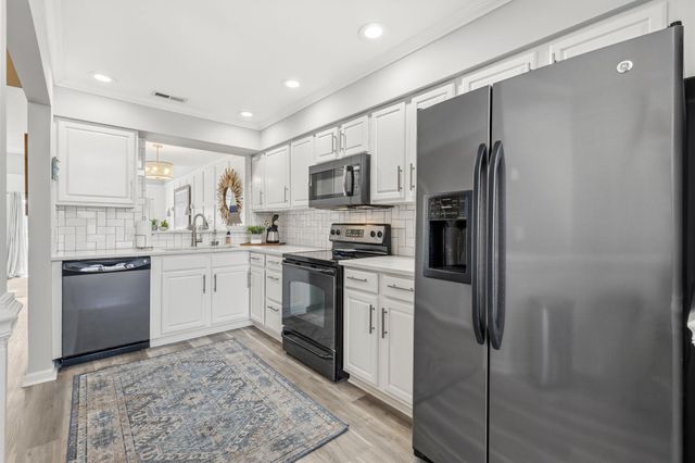 4396 Baldwin Ave Apt 112, Little River, SC 29566