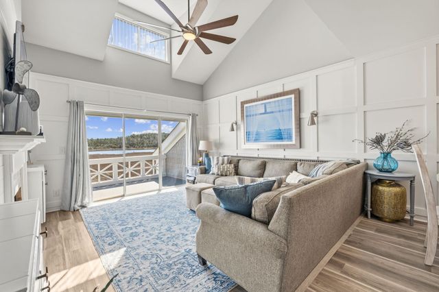 4396 Baldwin Ave Apt 112, Little River, SC 29566