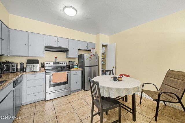 720 S DOBSON Road 76, Mesa, AZ 85202