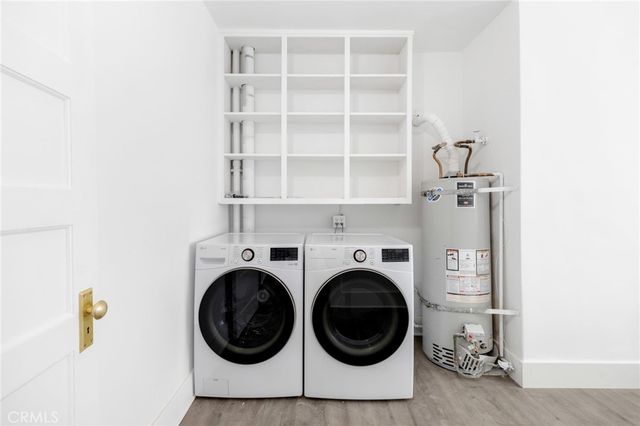 548 N Kenmore, Los Angeles, CA 90004