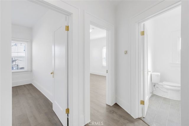 548 N Kenmore, Los Angeles, CA 90004