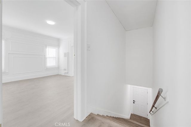 548 N Kenmore, Los Angeles, CA 90004