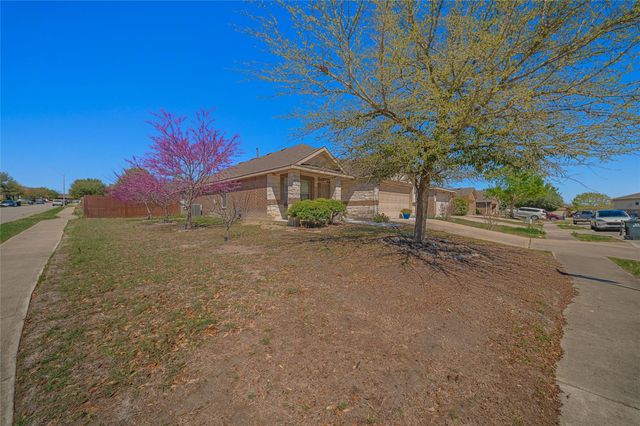 111 Lynn Crest BND, Buda, TX 78610