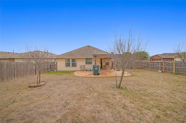111 Lynn Crest BND, Buda, TX 78610