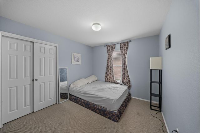 111 Lynn Crest BND, Buda, TX 78610
