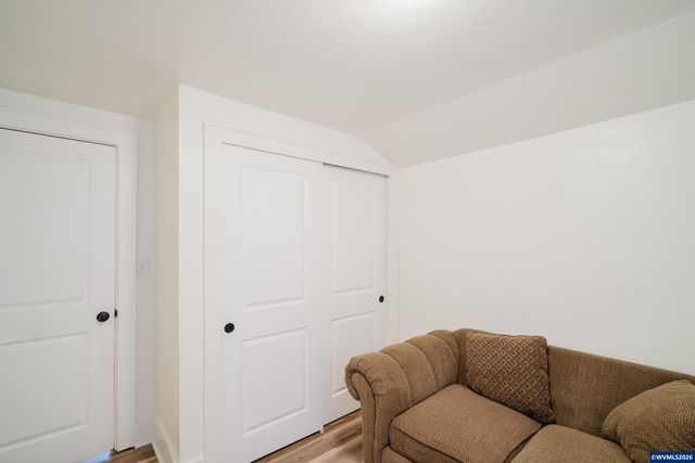 1994 Lee St SE, Salem, OR 97301