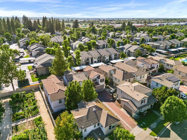 3393 Soda Way, Sacramento, CA 95834