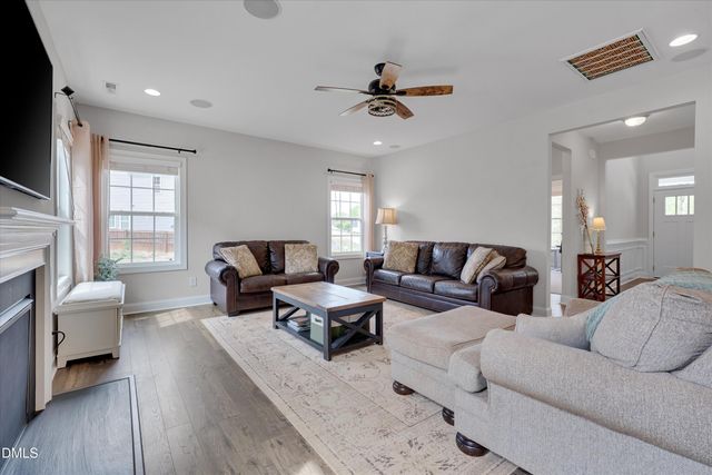 15 Oxer Drive, Youngsville, NC 27596