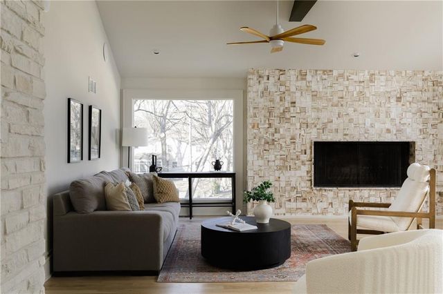 7416 Juniper Drive, Prairie Village, KS 66208