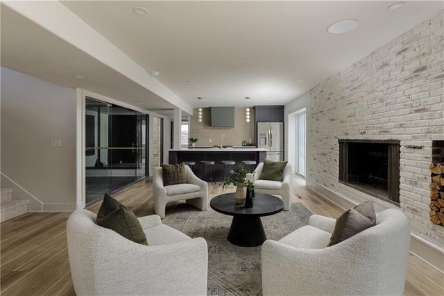 7416 Juniper Drive, Prairie Village, KS 66208