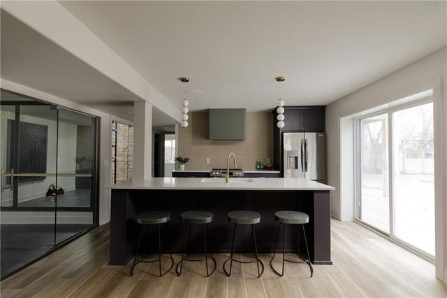 7416 Juniper Drive, Prairie Village, KS 66208