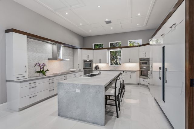 17661 Scarsdale Way, Boca Raton, FL 33496