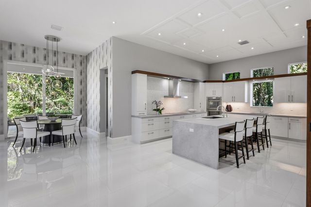 17661 Scarsdale Way, Boca Raton, FL 33496