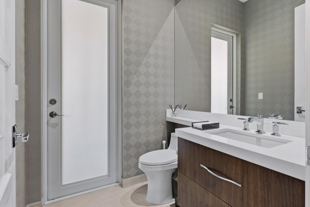 17661 Scarsdale Way, Boca Raton, FL 33496