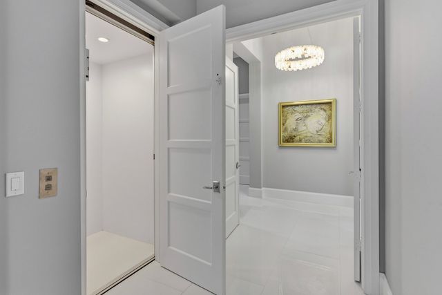 17661 Scarsdale Way, Boca Raton, FL 33496
