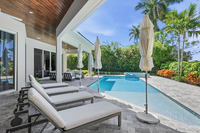 17661 Scarsdale Way, Boca Raton, FL 33496