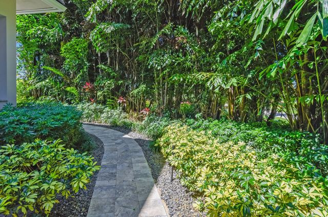 17661 Scarsdale Way, Boca Raton, FL 33496