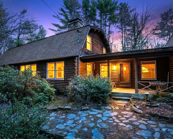 370 Mccurdy Road, New Boston, NH 03070