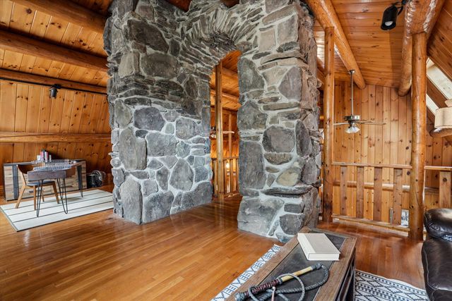 370 Mccurdy Road, New Boston, NH 03070